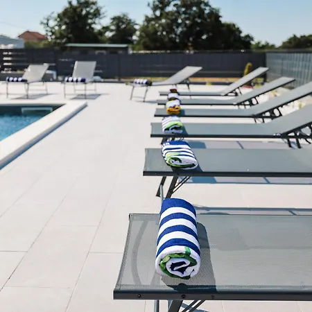 Villa Ivicasa With Pool